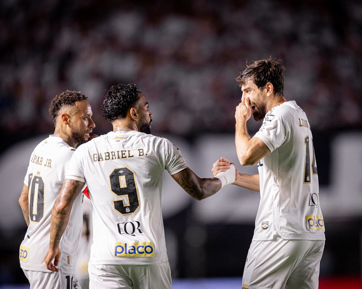 Santos x Atlético-MG: onde assistir pela Sul-Americana. Imagem: Raul Baretta/Santos FC